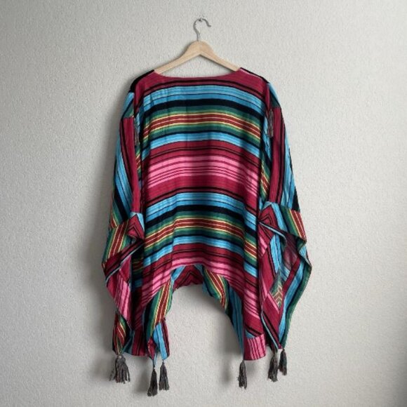 Roja Collection Poncho Womens 1 Serape Conchos and Studs Colorful Cape - Picture 2 of 7